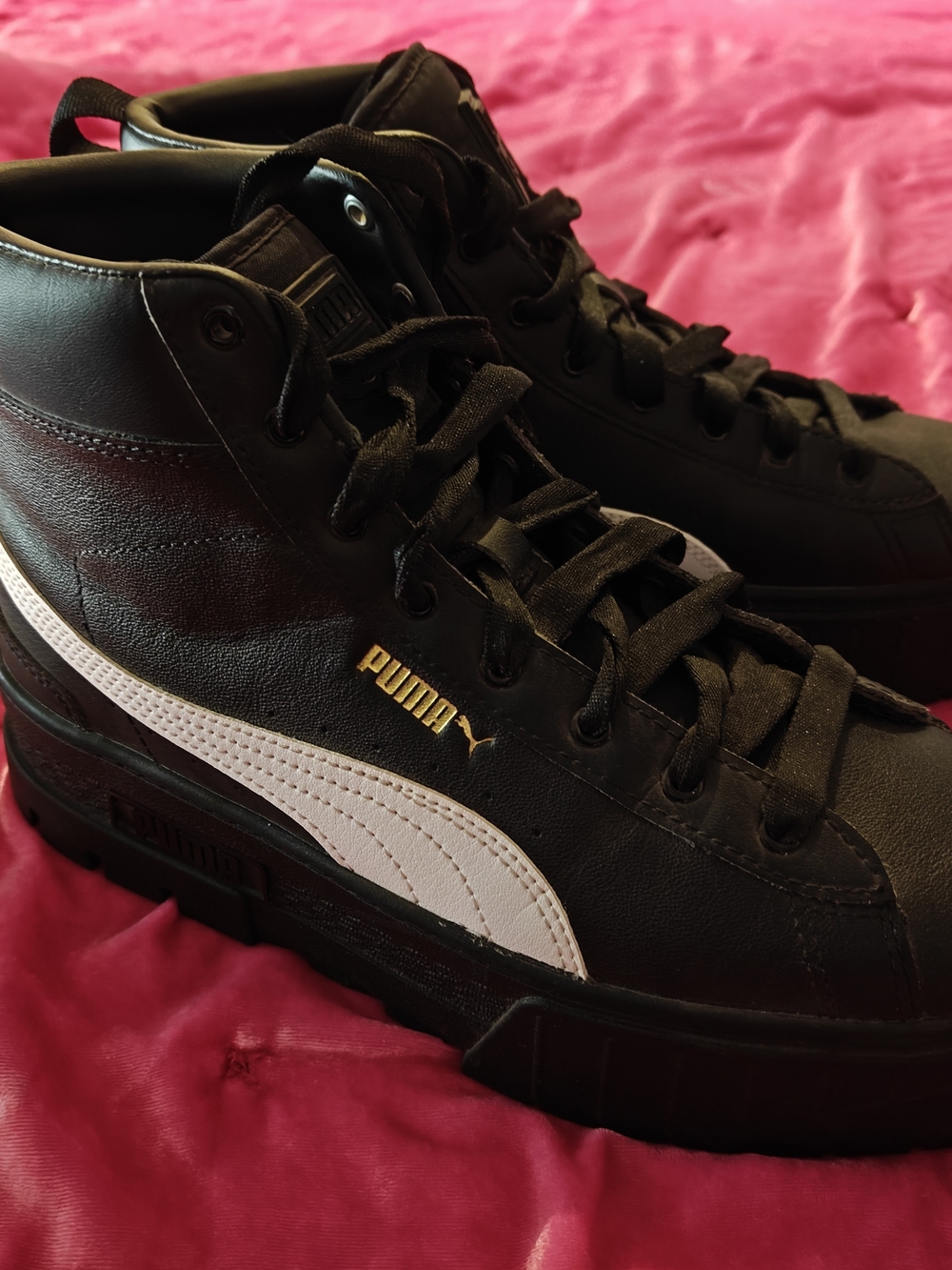 Puma Women's Black Leather High-Top Sneakers with White Stripe 9